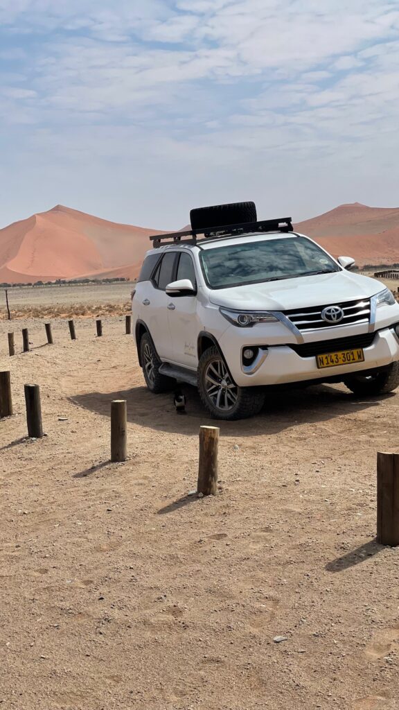 רכב שטח לטיול בנמיביה - תכנון טיולים בהתאמה אישית